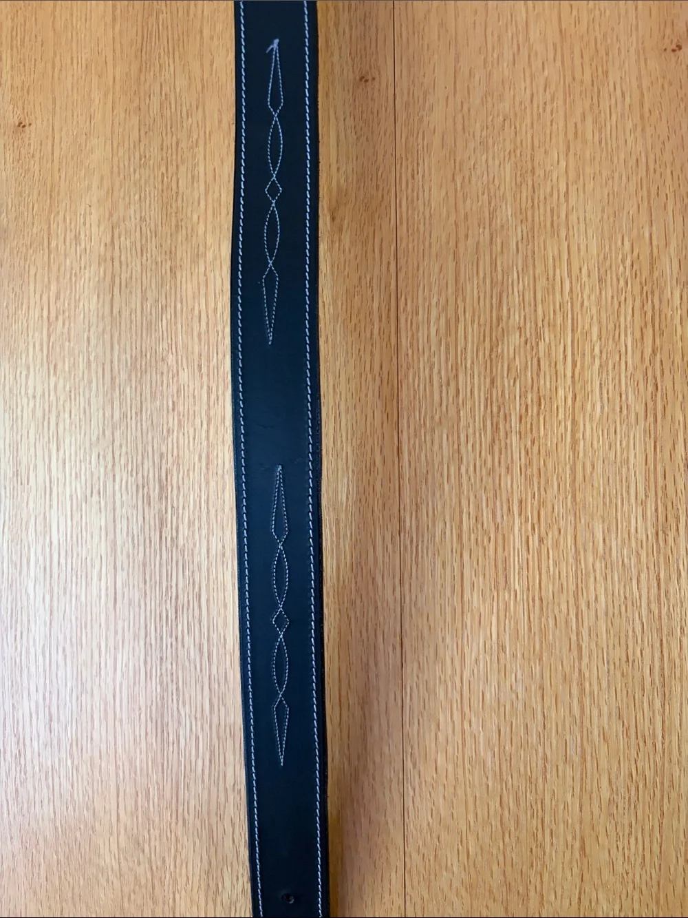 Dover Saddlery Black Leather Equestrian Horse Riding Belt 28 white stitching EUC